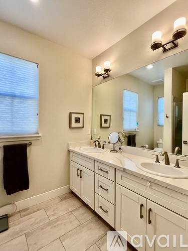 41 West Dunne Avenue 3 Beds Townhouse for Rent - Photo gallery 3