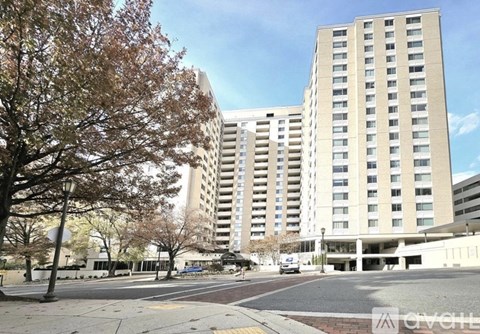 4601 North Park Avenue 2 Beds Apartment for Rent