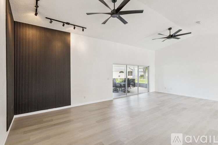 5729 King James Ave 3 Beds Single Family Home for Rent - Photo gallery 4