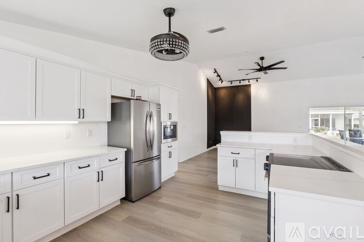 5729 King James Ave 3 Beds Single Family Home for Rent - Photo gallery 5