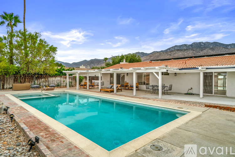 912 N Camino Condor 3 Beds Single Family Home for Rent - Photo gallery 1