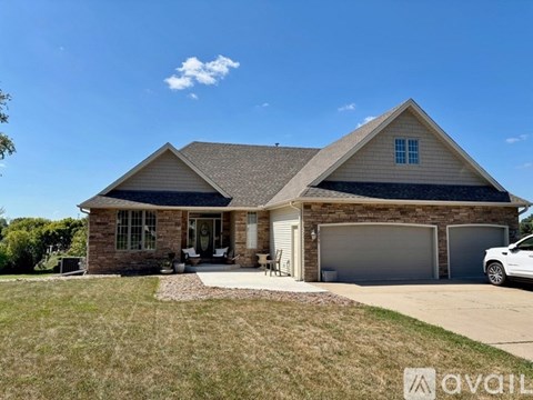 2077 Woodstone Dr. 3 Beds Apartment for Rent