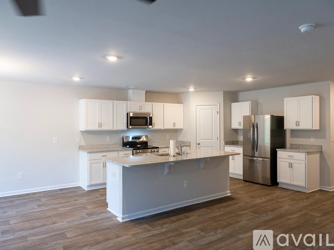 5308 Meagan Ln NE 4 Beds Single Family Home for Rent - Photo gallery 4