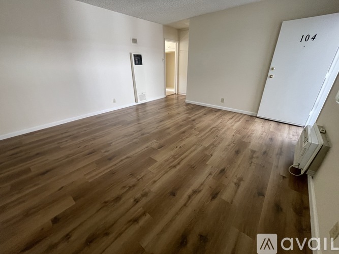 365 W Doran St Studio Apartment for Rent - Photo gallery 5