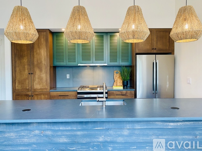 54 Round Hill Road 2 Beds Apartment for Rent - Photo gallery 1