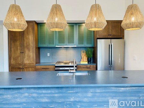 54 Round Hill Road 2 Beds Apartment for Rent