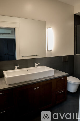 54 Round Hill Road 2 Beds Apartment for Rent - Photo gallery 5