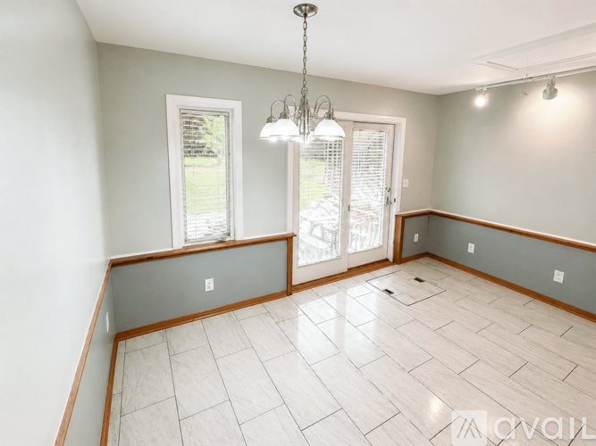 3481 Albion Rd 3 Beds Single Family Home for Rent - Photo gallery 3