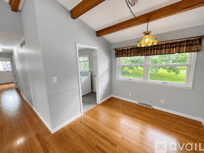 3481 Albion Rd 3 Beds Single Family Home for Rent - Photo gallery 5