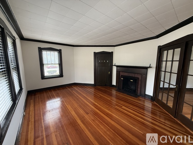 104 Mt Auburn St 2 Beds Apartment for Rent - Photo gallery 3