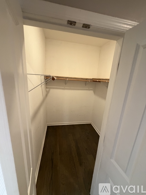 130 E 21st St 2 Beds Apartment for Rent - Photo gallery 3
