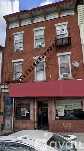 407 Main St 3 Beds Apartment for Rent - Photo gallery 1
