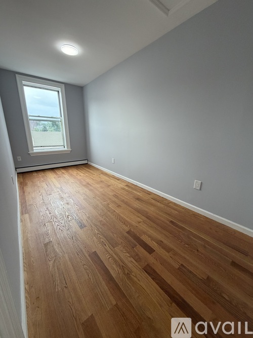 407 Main St 3 Beds Apartment for Rent - Photo gallery 5
