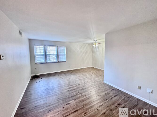 3310 Warrensville Center Rd 2 Beds Apartment for Rent - Photo gallery 2