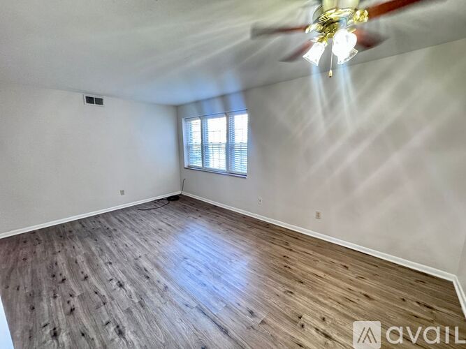 3310 Warrensville Center Rd 2 Beds Apartment for Rent - Photo gallery 3