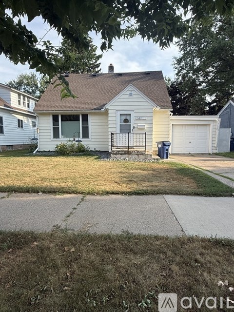 141 Ethel St 3 Beds Apartment for Rent