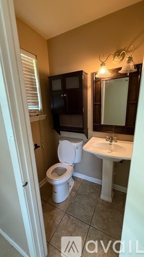 1227 South Stacy Avenue 3 Beds Single Family Home for Rent - Photo gallery 2