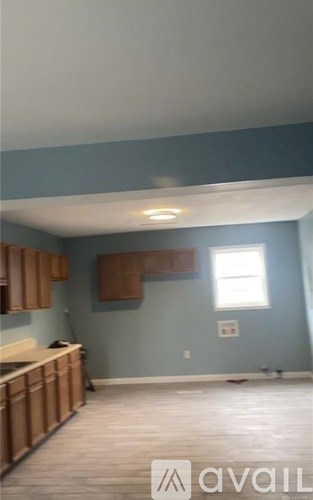 612 Willow Street 2 Beds Apartment for Rent