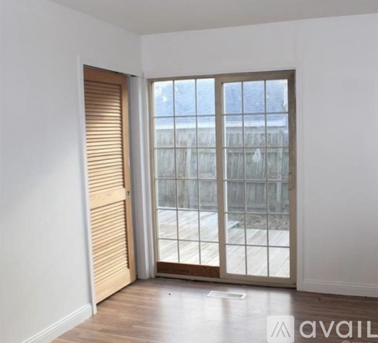 612 Willow Street 2 Beds Single Family Home for Rent - Photo gallery 2