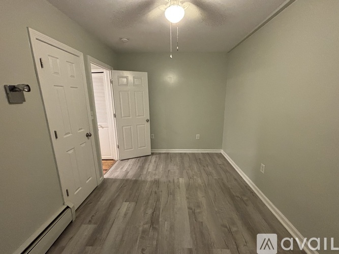 225 Golden Hill St 1 Apartment for Rent - Photo gallery 5