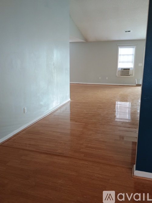 401 Ariel Court 3 Beds Single Family Home for Rent - Photo gallery 3