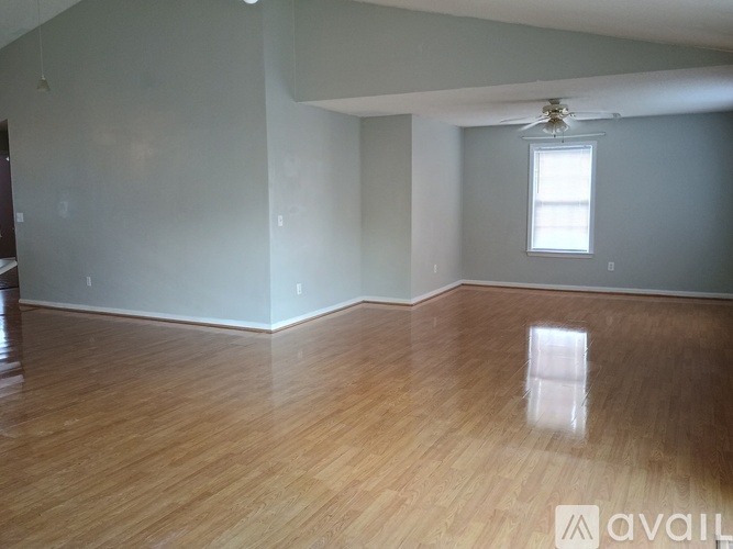 401 Ariel Court 3 Beds Single Family Home for Rent - Photo gallery 5