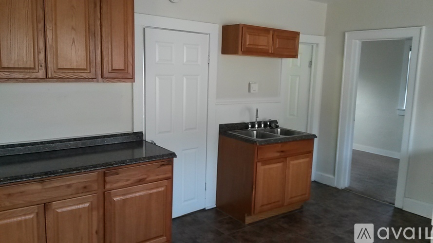 2614 S Clement Ave 2 Beds Apartment for Rent - Photo gallery 2
