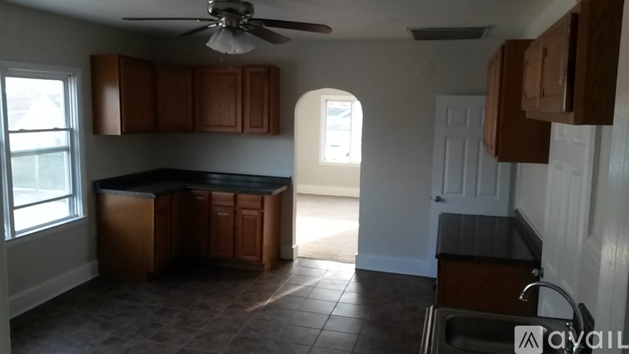 2614 S Clement Ave 2 Beds Apartment for Rent - Photo gallery 3