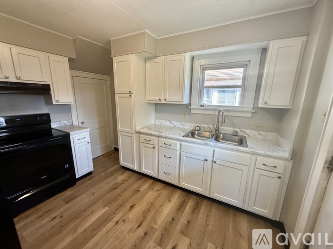 272 N Harris Ave 2 Beds Single Family Home for Rent - Photo gallery 3