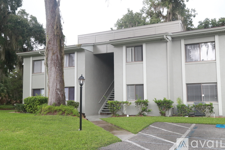 306 Palm Coast Pkwy NE 2 Beds Apartment for Rent - Photo gallery 1