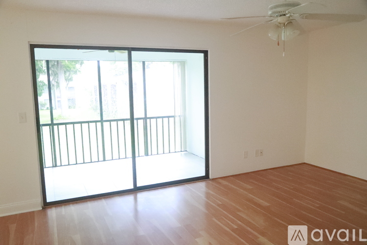 306 Palm Coast Pkwy NE 2 Beds Apartment for Rent - Photo gallery 5