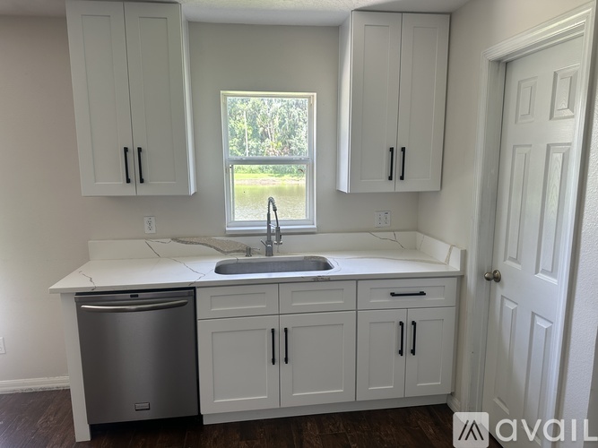108 Wilson Bay Court 5 Beds Single Family Home for Rent - Photo gallery 3
