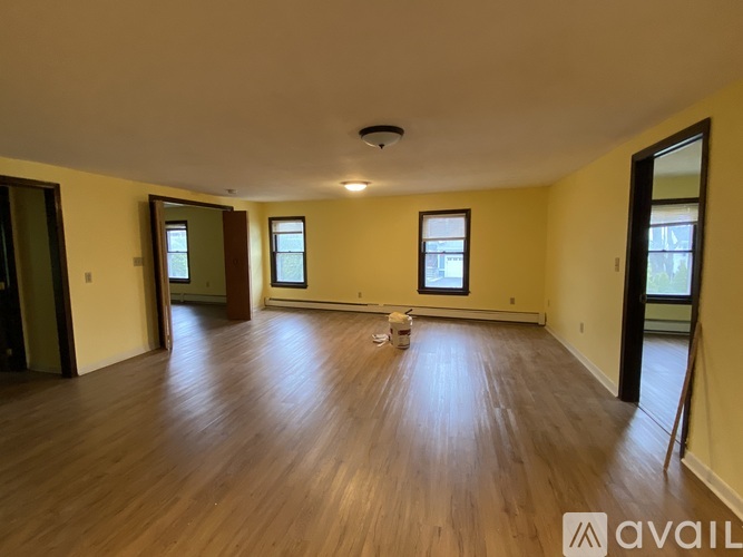 7 Grandview Rd 3 Beds Single Family Home for Rent - Photo gallery 2
