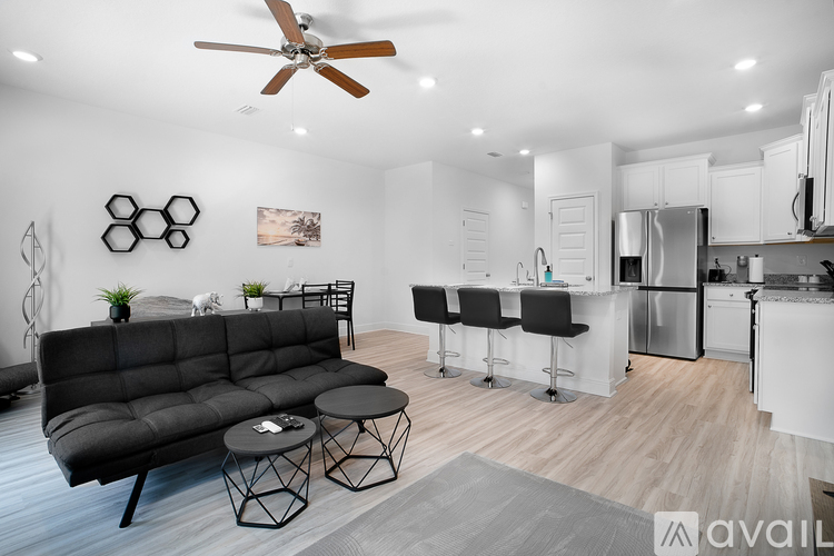 22 Leviathan Court 3 Beds Townhouse for Rent - Photo gallery 3