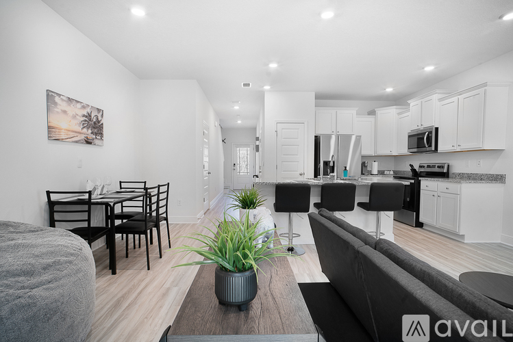 22 Leviathan Court 3 Beds Townhouse for Rent - Photo gallery 4