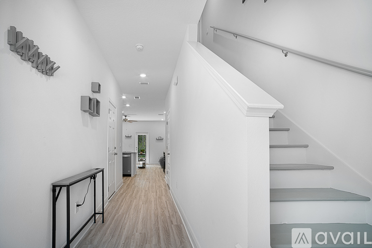 22 Leviathan Court 3 Beds Townhouse for Rent - Photo gallery 5