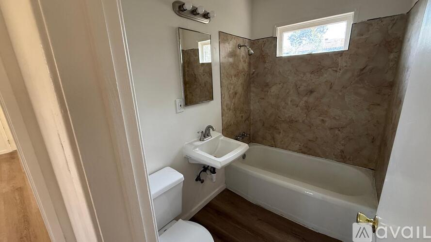 5529 Welland Avenue 2 Beds Single Family Home for Rent - Photo gallery 3