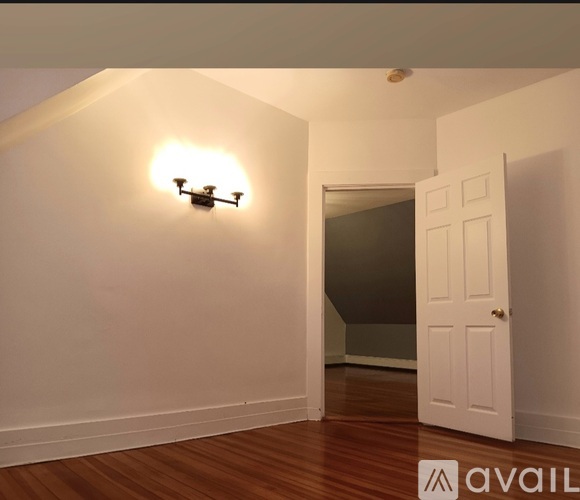 57 Estes Street 3 Beds Apartment for Rent - Photo gallery 3