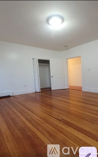 57 Estes Street 3 Beds Apartment for Rent - Photo gallery 4