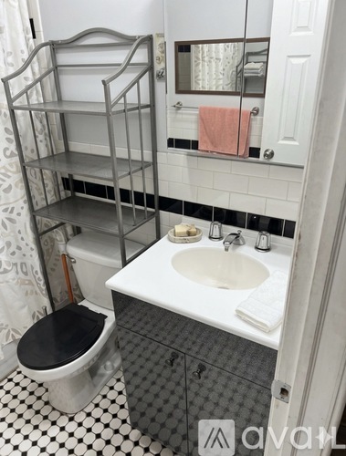 95-22 104th Street 3 Beds Apartment for Rent - Photo gallery 5