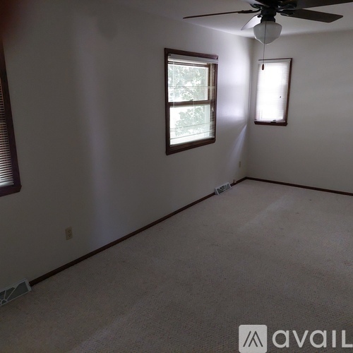 5050 North 106th Street 3 Beds Townhouse for Rent - Photo gallery 2