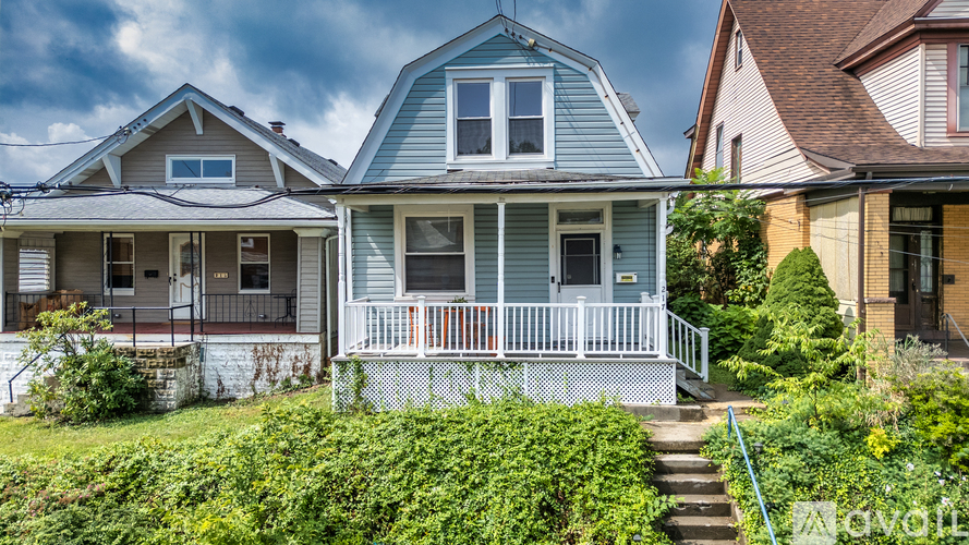 217 Martsolf Avenue 3 Beds Single Family Home for Rent - Photo gallery 1