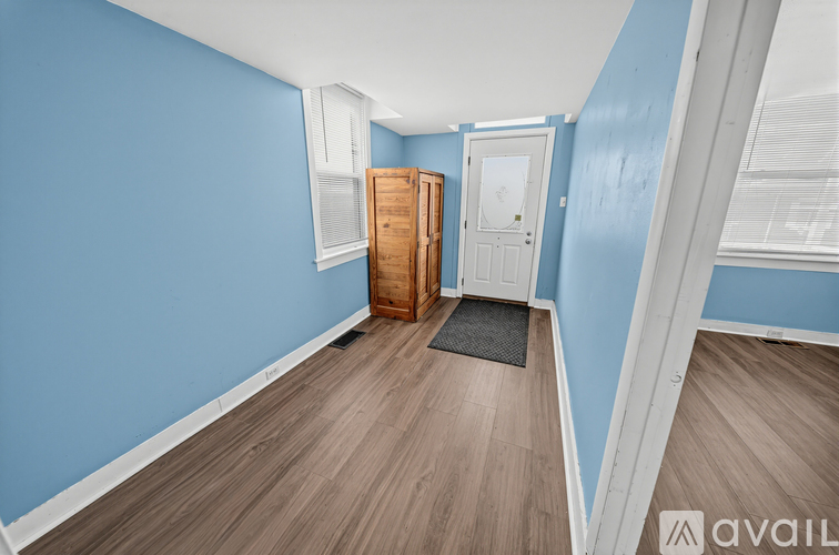 217 Martsolf Avenue 3 Beds Single Family Home for Rent - Photo gallery 2
