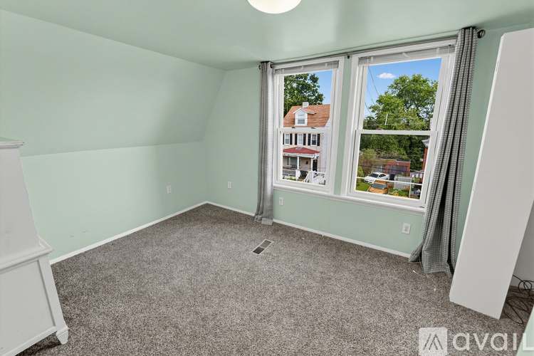 217 Martsolf Avenue 3 Beds Single Family Home for Rent - Photo gallery 4