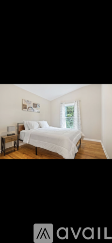883 Sims Street Southwest 2 Beds Single Family Home for Rent - Photo gallery 5