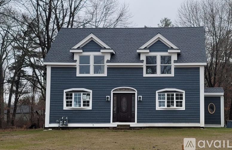 266 Pleasant Street 2 Beds Apartment for Rent - Photo gallery 1
