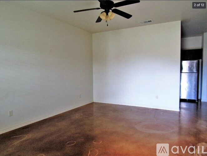 608 Karey Dr 3 Beds Apartment for Rent - Photo gallery 3