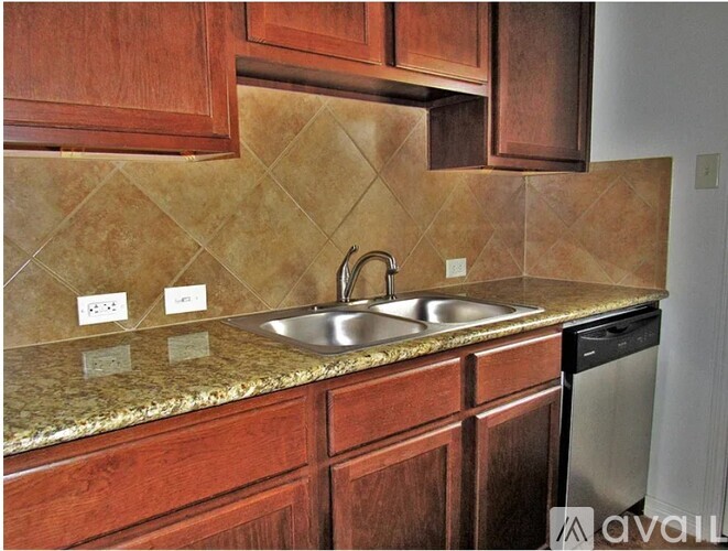 608 Karey Dr 3 Beds Apartment for Rent - Photo gallery 4