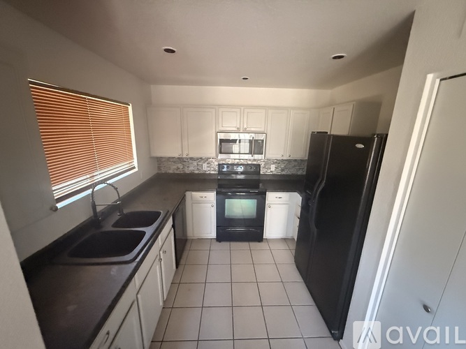 8549 West Windsor Boulevard 3 Beds Single Family Home for Rent - Photo gallery 5