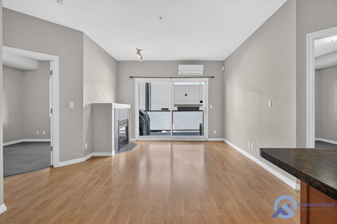 #109, 10235 112 Street Northwest 2 Beds Apartment for Rent